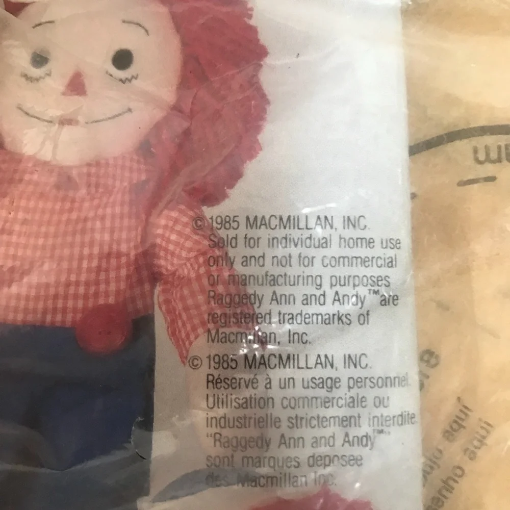 Rare Vintage 1985 McCall’s Raggedy Ann&Andy Crafts